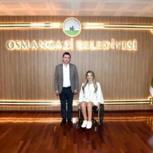 dunyanin tek engelli kadin ralli pilotu kubra denizci keskin avrupa sampiyonasina hazirlaniyor wQeqyry9