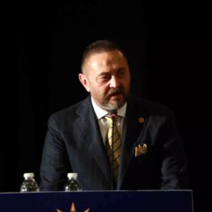 karsiyaka belediyesinde mali kriz ve yonetim sorunlari SA6LsiZn