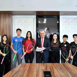 muratpasa belediyesi squash takimi turkiyeyi avrupa arenasinda temsil edecek f6WUBaiV