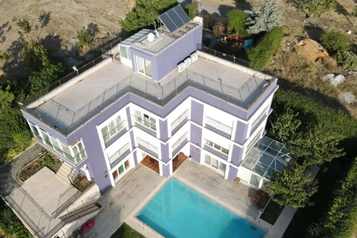 ozel bakim merkezinde olum ve iskence bakanlik kapisina kilidi vurdu Opq1XFHd