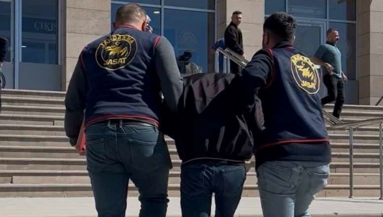 25 yil kesinlesmis hapis cezasi var firari hukumlu yakalandi EsM8TGQD.jpg