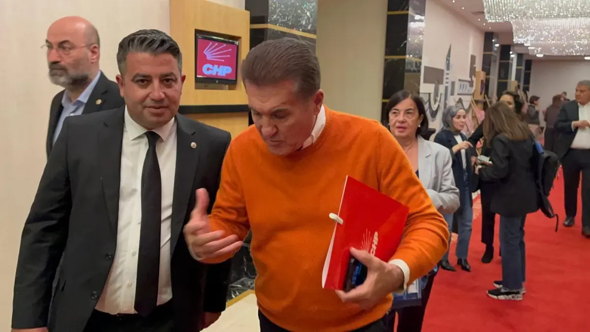 chpden secim hazirliklari ve elestiriler EY8U3seR