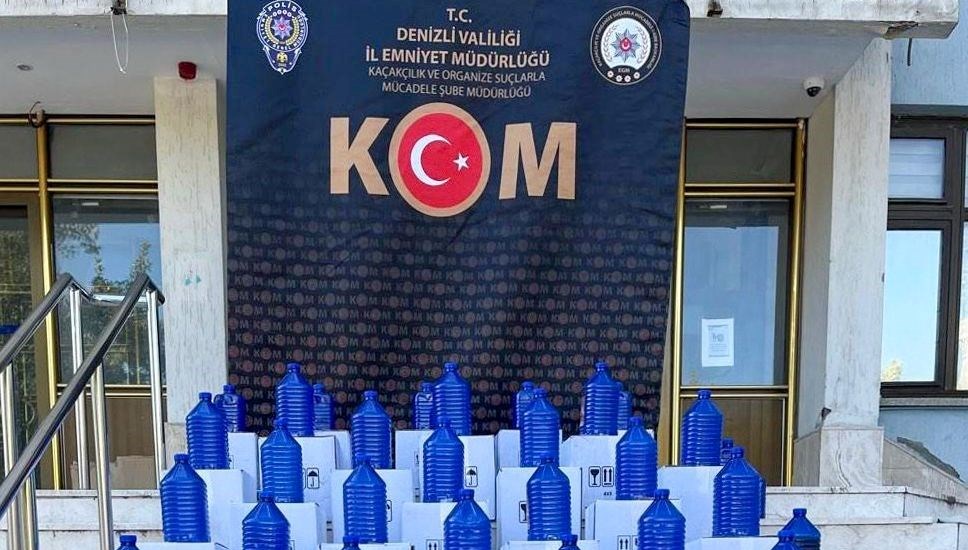 denizlide 642 litre kacak alkol yakalandi JRgdtCfi