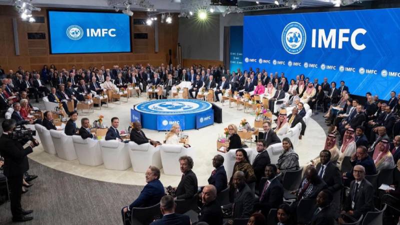 imf toplantisina katilan bakan simsek turkiye ekonomisine duyulan guven ve artan ilgiyi memnuniyetle gozlemliyoruz tHDtvbbS.jpg