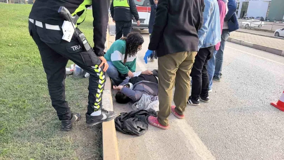 inegolde motosiklet kazasi surucu yaralandi NjlliOE3.jpg