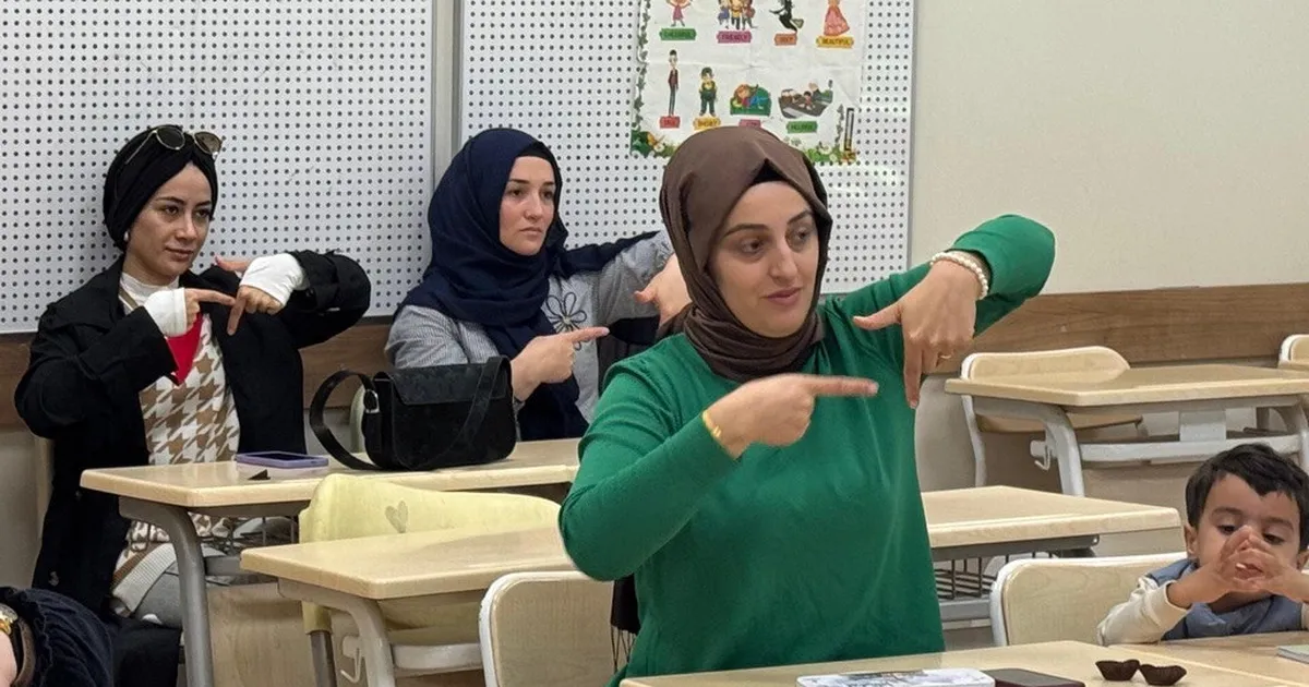 sakarya sgmde isaret dili kurslarina yogun ilgi O1hjBiGY
