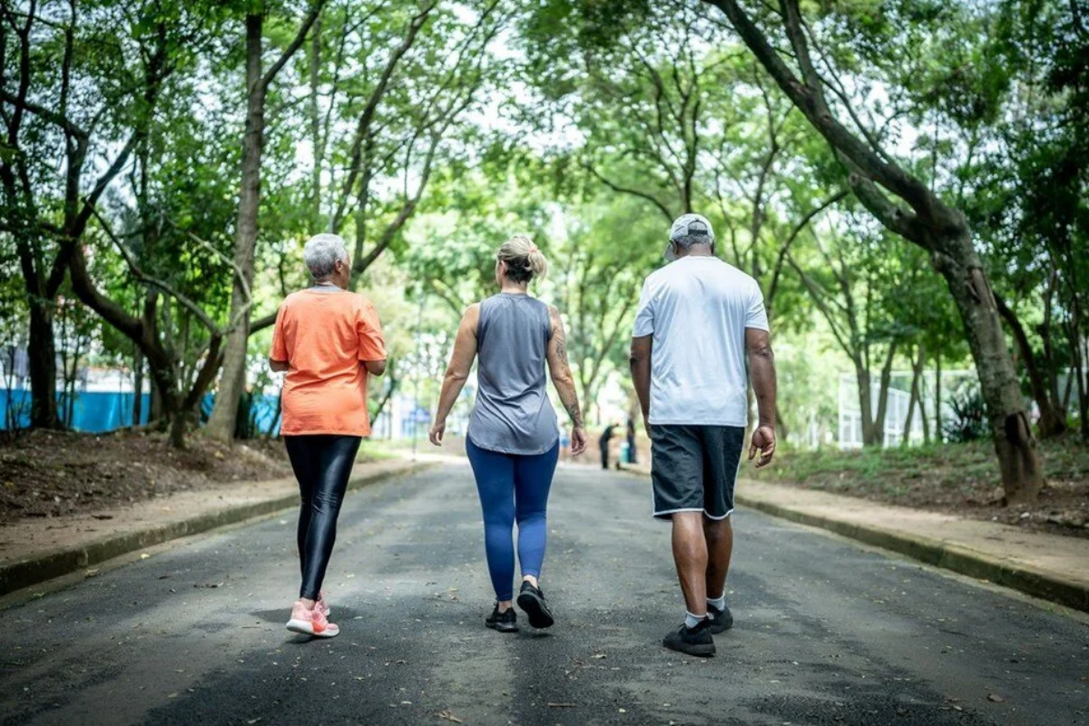 arastirmaya gore gunde en az 3 bin adim atmak alzheimerin ilerlemesini yavaslatabilir uWyYqZut.png