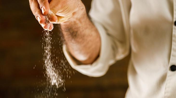 buzdolabinin uzerine birakiyorlar ingilizlerin dikkat ceken tuz formulu iste sebebi W6AwT25n.jpg