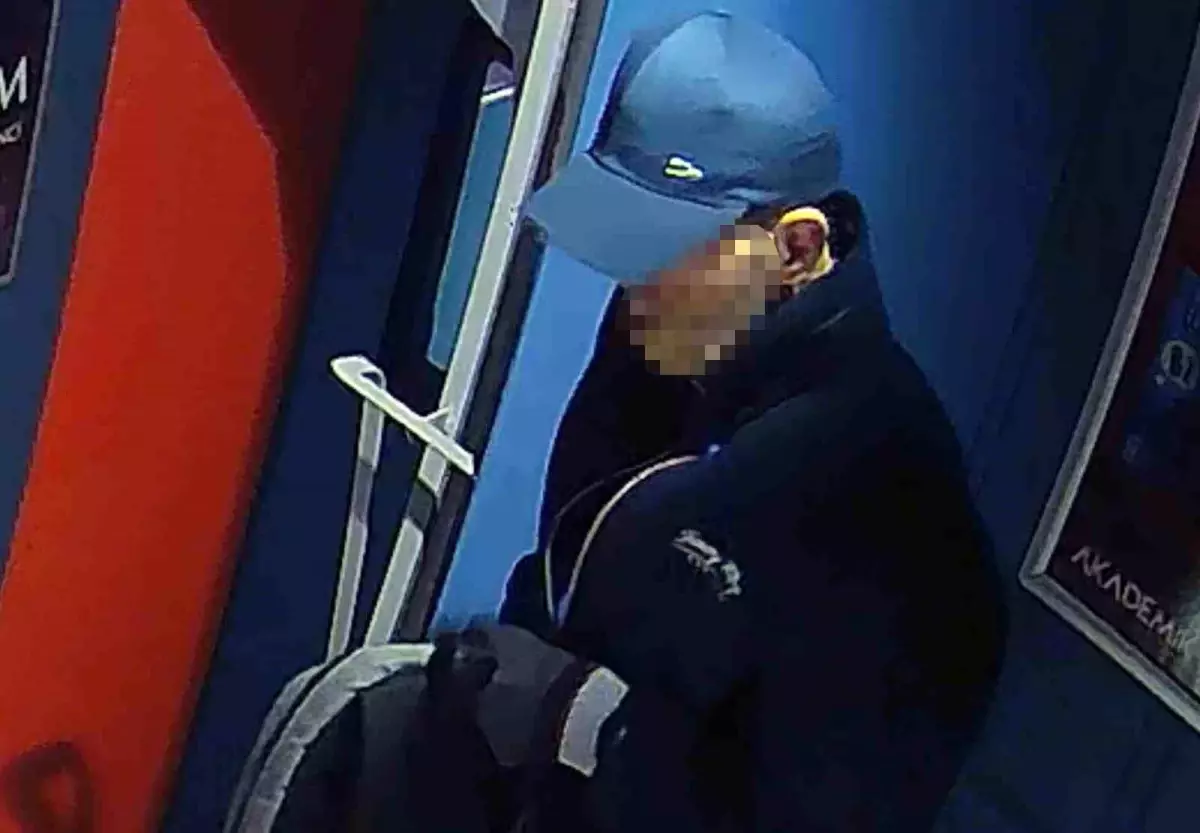 istanbulda yabanci dil kursuna hirsizlik 300 bin liralik elektronik esya calindi y7fU7ij2.jpg