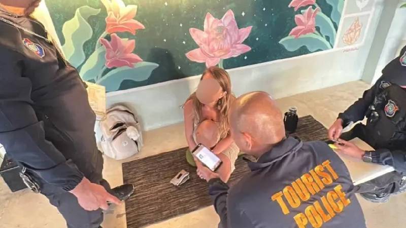 yoga egitmeni ileri seviye seks teknikleri dersi acti gozaltina alindi 1zecBuZ9.jpg