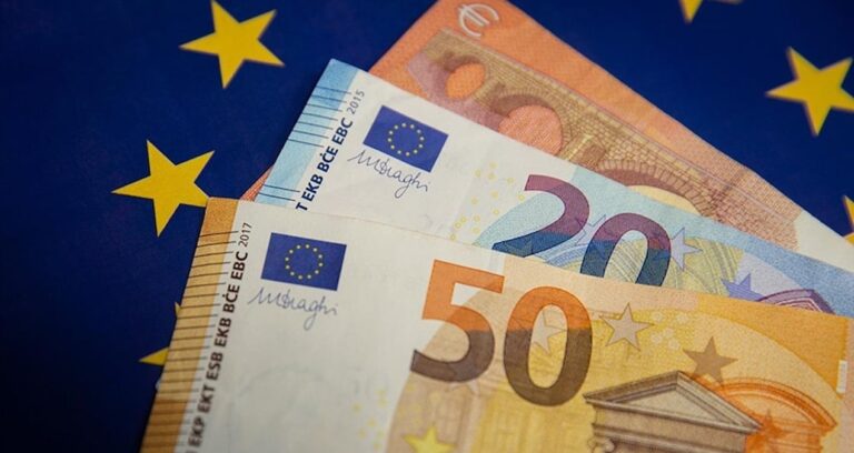 euro-bolgesinde-enflasyon-beklentileri-geriledi-re6eLnAQ