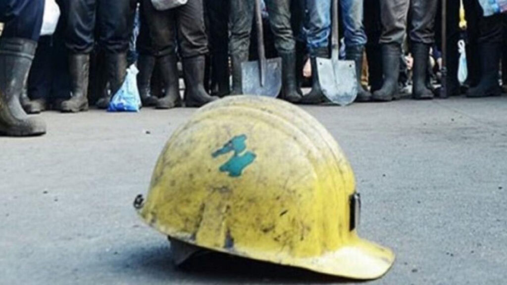 Aliağa’da Fabrikada İş Kazası: Genç İşçi Hayatını Kaybetti