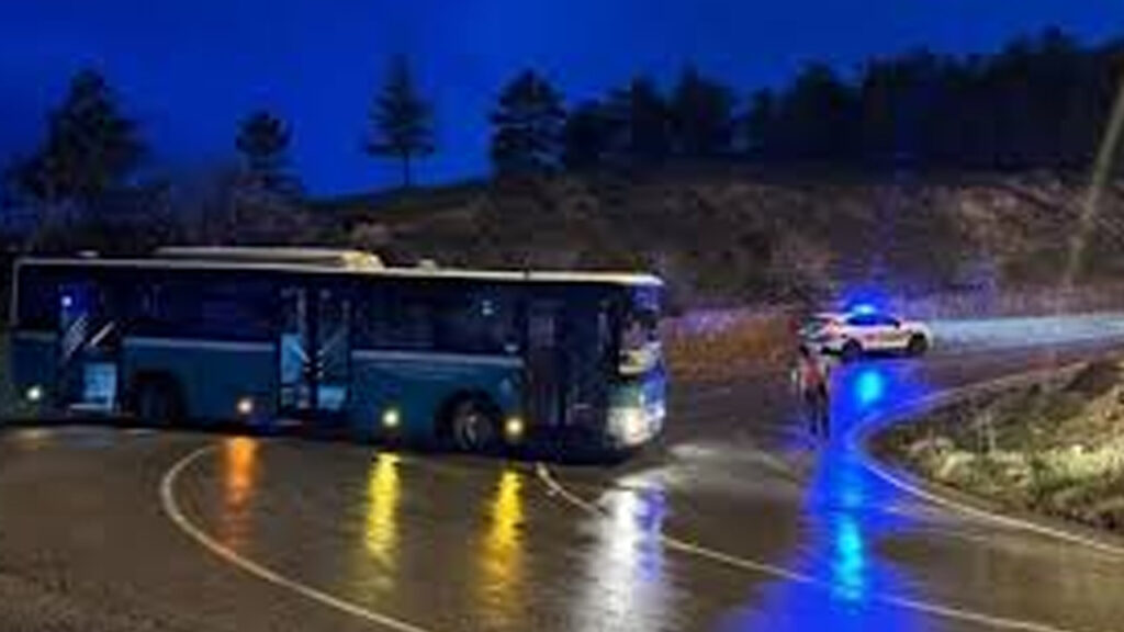 Kayseri’de Alkollü Sürücü Çaldığı Otobüsle Kaza Yaptı