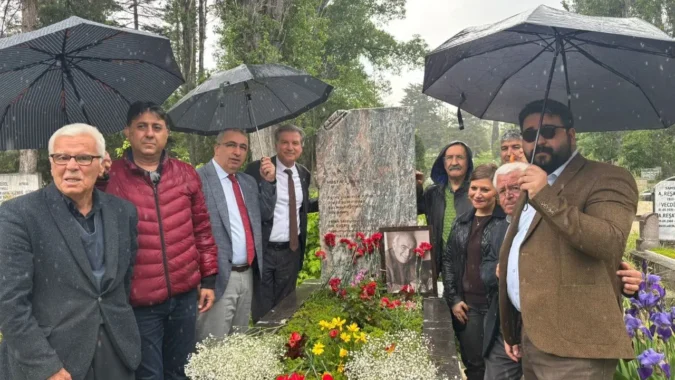 Mustafa Ekmekçi, 29. Yıldönümünde Anıldı: “Gazeteciliğin Işığı ve Mücadeleci Ruh”